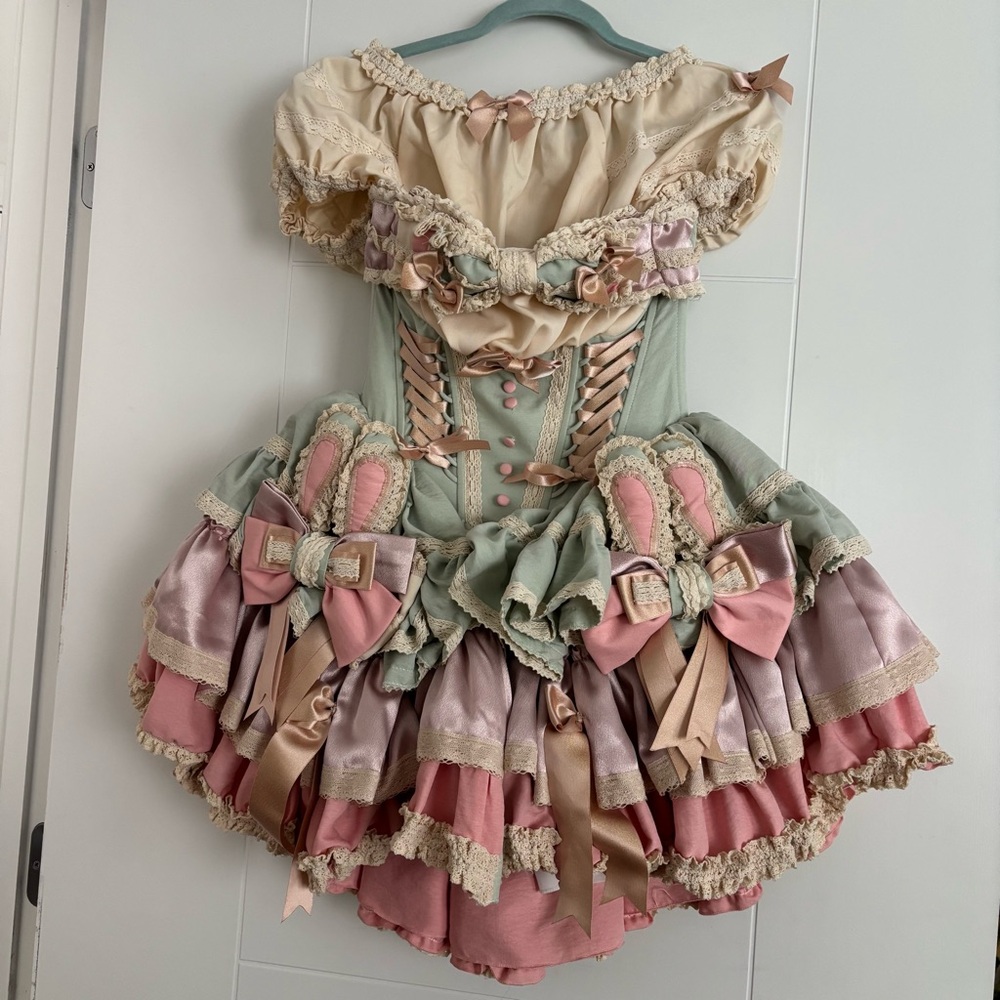 POSHEPOSE Pink & Green Bunny Tutu Dress & Top!